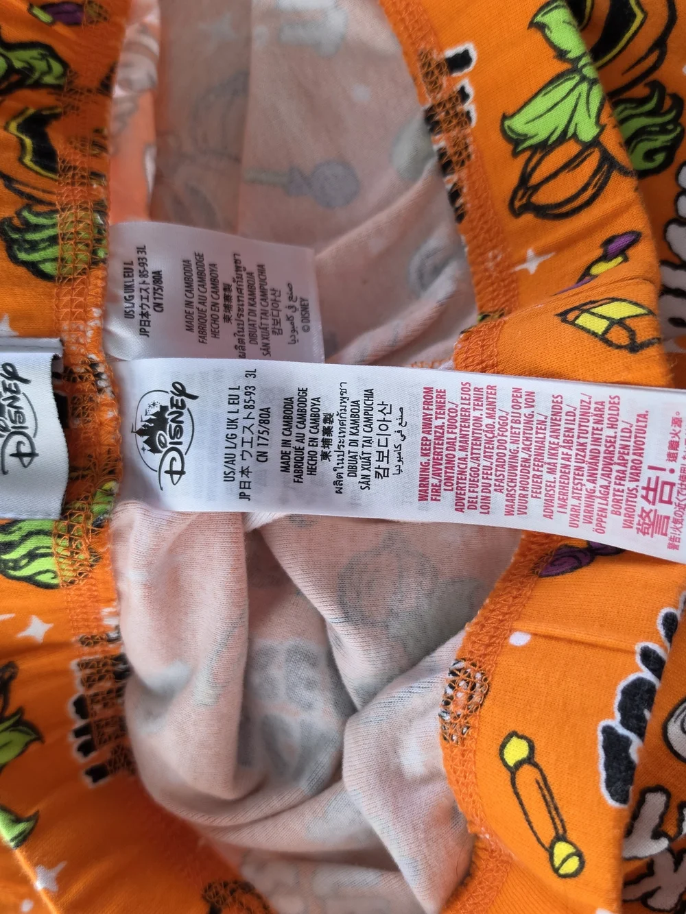 2024 Disney Orange Pumpkin 'Trick or Treat' Halloween Pajamas Size Large - Picture 3 of 3